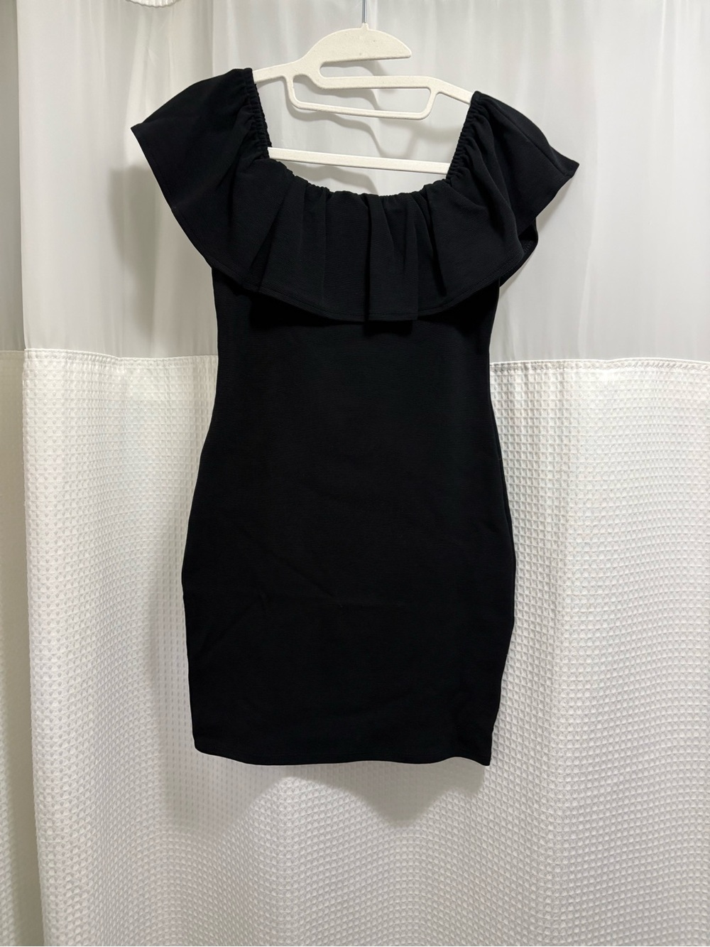 One Clothing Black One-Shoulder Ruffle Bodycon Dress